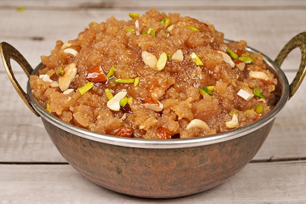 1/2 கப் பாசிப்பருப்பில் அட்டகாசமான சுவையில் அல்வா... | How To Make Moong Dal Halwa