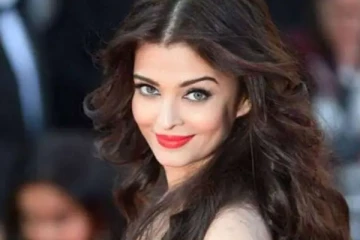 வெள்ளைநிற தேவதையாக... சும்மா கெத்தா... பாரிசில் நடந்து வந்த ஐஸ்வர்யா ராய் - வைரல் புகைப்படங்கள் - மயங்கிய ரசிகர்கள்