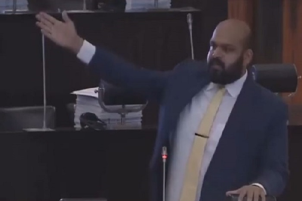 நாடாளுமன்றில் நடத்தப்படும் நாடகங்கள் இன்று வெளிச்சத்திற்கு வந்துள்ளது - சாணக்கியன் சீற்றம் - ஐபிசி தமிழ்