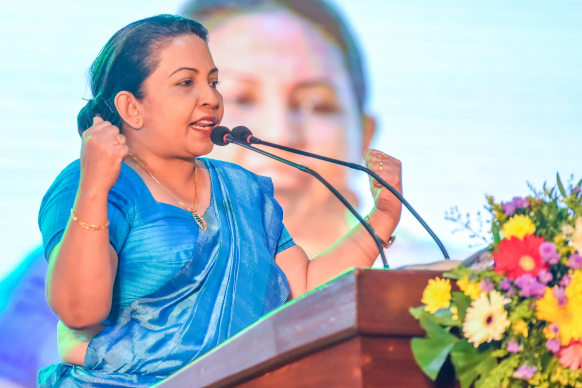 மக்களைத் தொடர்ந்தும் ஏமாற்றும் என்.பி.பி - ஸ்ரீலங்கா சுதந்திரக் கட்சியின் மகளிர் முன்னணி சாடல் | Npp Continues To Deceive The People மக்களைத் தொடர்ந்தும் ஏமாற்றும் என்.பி.பி - ஸ்ரீலங்கா சுதந்திரக் கட்சியின் மகளிர் முன்னணி சாடல் | Npp Continues To Deceive The People