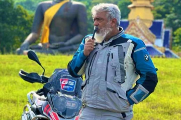 அஜித்தின் மாஸ் புகைப்படத்தை பதிவிட்டு AK62 படத்தின் இயக்குநர் சொன்ன விஷயம்! படுவைரலாகும் புகைப்படம்