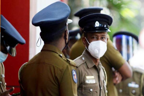 பொதுமக்களுக்கு விஷேட அறிவித்தல் : இலங்கை காவல்துறை | Sri Lanka Police Warning Fake Police
