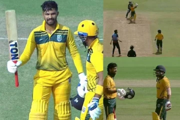 ஒரே ஓவரில் 7 சிக்ஸர்! வாணவேடிக்கை காட்டி 220 ஓட்டங்கள்.. புதிய உலக சாதனை படைத்த வீரரின் வீடியோ