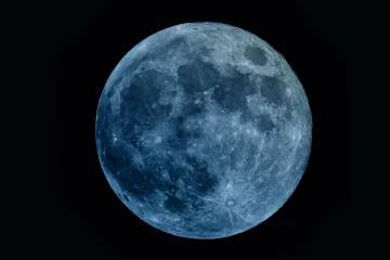 27 ஆண்டுகளுக்கு பிறகு வானில் தோன்றிய Blue moon