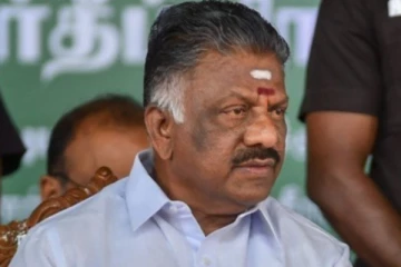 படிப்பது இராமாயணம் இடிப்பது பெருமாள் கோயில் : கொந்தளித்த ஓபிஎஸ்