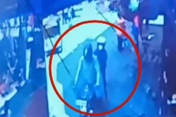 கொழும்பில் துப்பாக்கி சூடு:சிசிரிவி கமராவால் வெளிவந்த தகவல்கள்