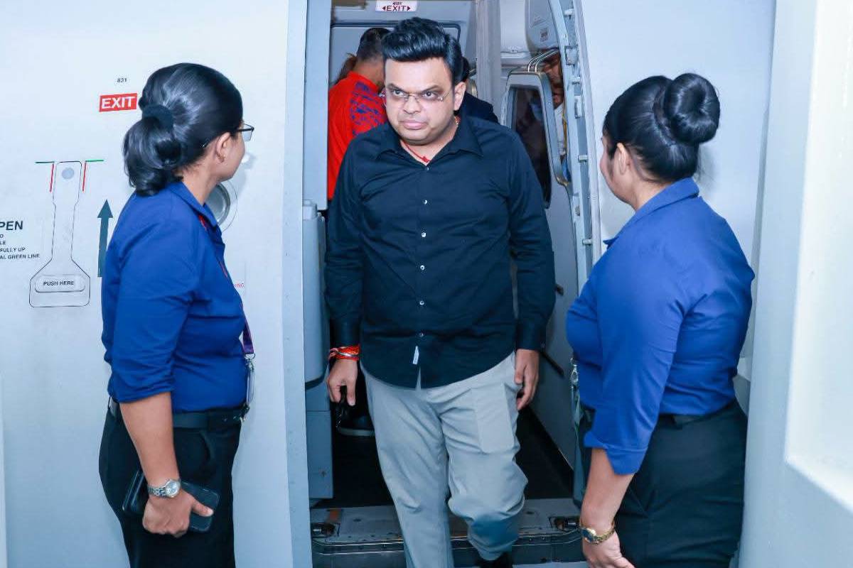 இலங்கை கிரிக்கட் நிர்வாகத்துடன் ஐசிசி தலைவர் ஜெய ஷா உயர்மட்ட கலந்துரையாடல் | Icc President Jaya Shah Arrives In Sri Lanka இலங்கை கிரிக்கட் நிர்வாகத்துடன் ஐசிசி தலைவர் ஜெய ஷா உயர்மட்ட கலந்துரையாடல் | Icc President Jaya Shah Arrives In Sri Lanka