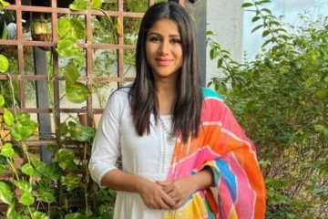 நடிகை ஆல்யா மானசாவா இது, புதிய லுக்கில் கலக்கும் பிரபலம்- வீடியோவுடன் இதோ