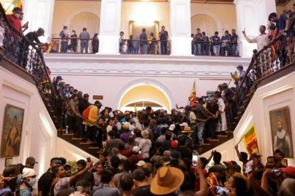 அரச தலைவர் மாளிகையில் சூறையாடப்பட்ட பெறுமதியான சொத்துக்கள் - பிறிப்பிக்கப்பட்ட உடனடி உத்தரவு! - ஐபிசி தமிழ்