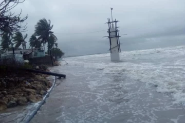 யாழிலிருந்து சென்ற  மீனவர்கள் பலர் கரை திரும்பவில்லை; தவிக்கும் உறவுகள்