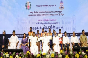 என்னை பாராட்டு மழையில் நனைய வைத்தவர்கள் நீங்கள் தான் - துாய்மை பணியாளர்களை பாராட்டிய முதலமைச்சர்