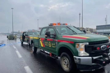 குவைத்தில் கனமழை : வெள்ளக்காடாக மாறிய பல இடங்கள்!