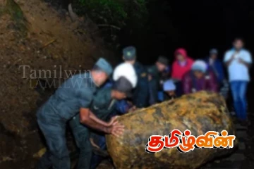 மண்சரிவு காரணமாக மலையக தொடருந்து சேவையில் பாதிப்பு