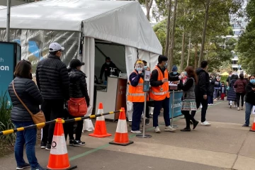 சிட்னி மருத்துவமனைகளில்  தொற்றாளர்களால் நெருக்கடி