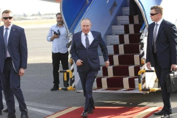 புடினை போல் உலா வரும் போலி நபர் - உக்ரைன் வெளியிட்ட பரபரப்பு தகவல்