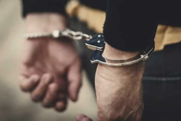 கொழும்பில் சட்டவிரோதமாக தங்கியிருந்த 22 இந்திய பிரஜைகள் கைது