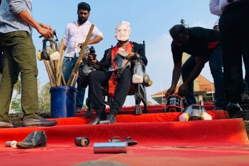 விஷ கண்ணீர் புகை தாக்குதலை கண்டித்து கொழும்பில் ஒன்று திரண்ட மக்கள் (Video)