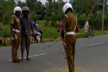 யாழில் விபத்தில் சிக்கி பெண்னொருவர் பலி