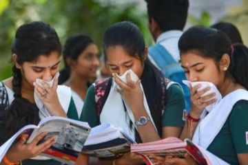 தமிழகத்தில் பள்ளிகளில் மீண்டும் அதிகரித்த கொரோனா :  வெளியான அதிர்ச்சி தகவல் .. பள்ளிகள் மூடப்படுமா?