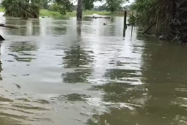 உடனடியாக வெளியேறுங்கள் ; ஒரு பகுதி மக்களுக்கு அதிகாரிகள் விடுத்த எச்சரிக்கை | Authorities Issued A Warning To Residents