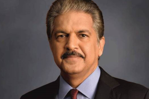 ஆட்டோவை வீடாக மாற்றிய தமிழக இளைஞரை தேடும் தொழிலதிபர்.! | Entrepreneur Looking Tamilnadu Youth Auto Home