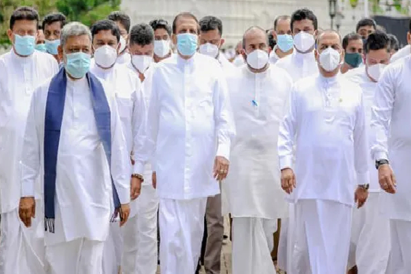 ஸ்ரீலங்கா சுதந்திரக்கட்சிக்குள் வெடித்தது மோதல்! உயர் பதவியில் மாற்றம் ஏற்படலாமென தகவல் | Srilanka Freedom Party 72Nd Annual Convention