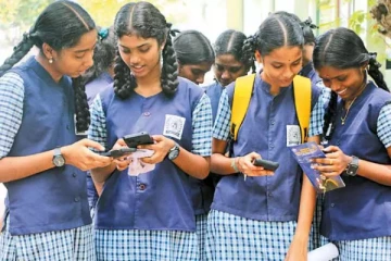 12ஆம் வகுப்பு பொதுத்தேர்வு முடிவுகள்.., எந்த மாவட்டம் முதலிடம் தெரியுமா?