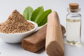 சந்தன எண்ணெயின் மகத்துவங்கள்: அடடா இதுல இவ்வளவு விஷயம் இருக்கா!