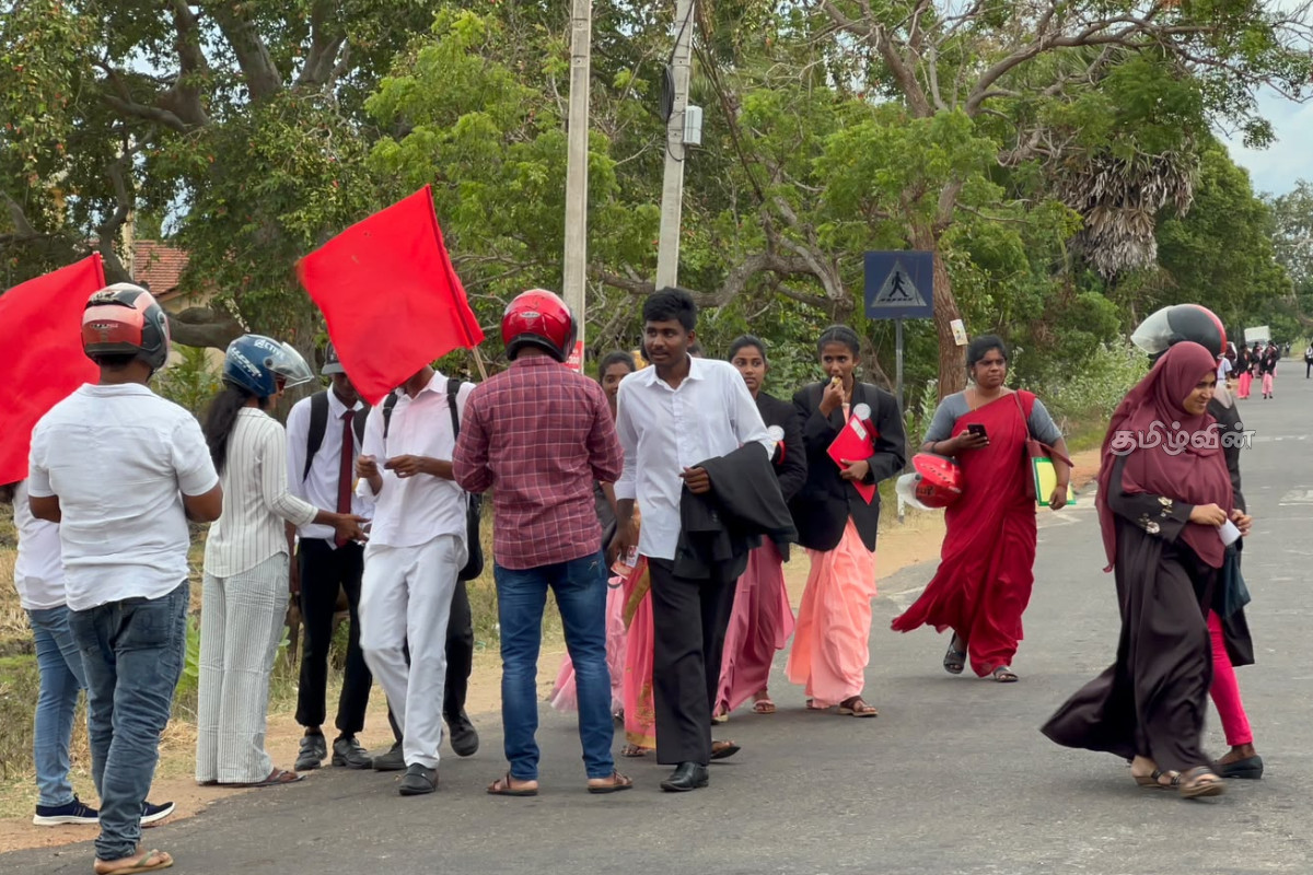 நாட்டை கட்டியெழுப்பும் இளைஞர் சக்தி எனும் தொனிப்பொருளில் மன்னாரில் மோட்டார் சைக்கிள் பேரணி | Motorcycle Rally In Mannar