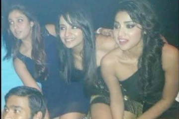 வாய்ப்புக்காக என்ன வேண்டுமானாலும் செய்கிறேன்!! பார்ட்டி பார்ட்டியாக சென்று வரும் விஜய் பட நடிகை