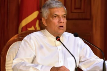 நிதி அமைச்சு பதவியை இழக்கும் நிலையில் ரணில்!