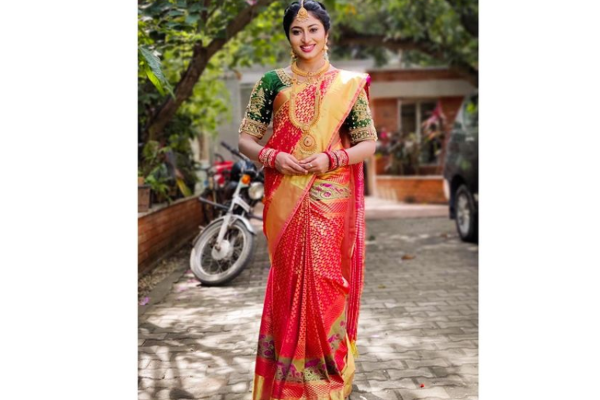 ஹோம்லி லுக்கில் அசத்தும் நாம் இருவர் நமக்கு இருவர் ஐஸ்வர்யா லேட்டஸ்ட் போட்டோஸ்.. | Vijaytv Iswarya