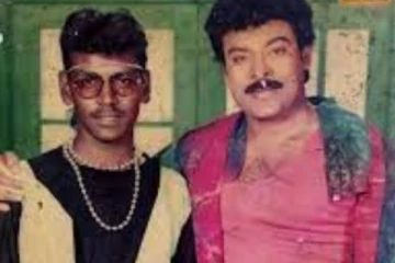 சிரஞ்சீவி பக்கத்தில் இருக்கும் முன்னணி நடிகர் யார் தெரியுமா? நீங்களே பாருங்க!