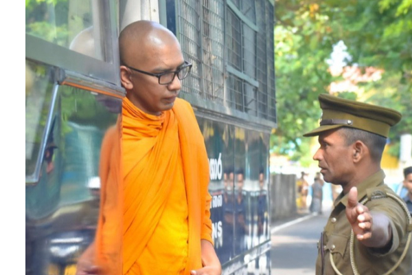 புலம்பெயர் தமிழர்கள் தொடர்பில் பரபரப்பான கருத்துக்களை முன்வைக்கும் கஸ்ஸப தேரர் ! | Trincomalee Issue Tamil Diaspora