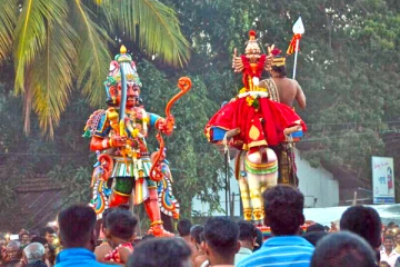 யாழில் சூரன் போரில் வாள் வெட்டு! - இருவர் படுகாயம்
