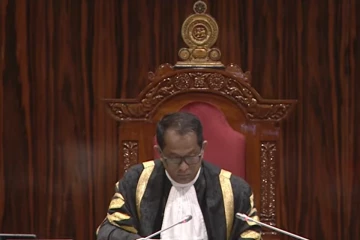 22 ගැන අධිකරණයට තවත් පෙත්සම් 4ක් ලැබුණු බව කථානායක දැනුම් දෙයි