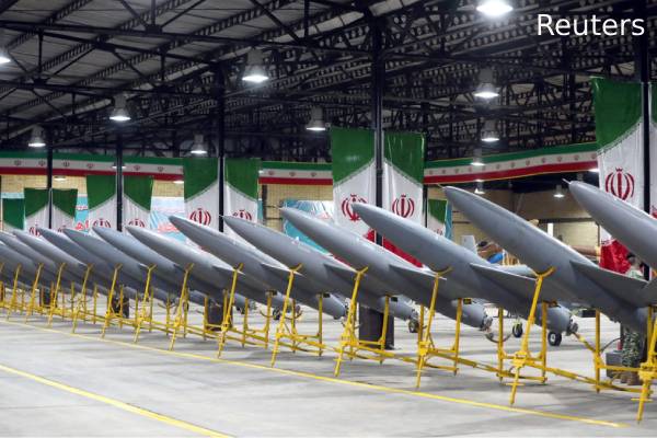 அமெரிக்காவே நடுங்கும் ஈரானின் ரகசிய திட்டங்கள் - உலகிற்கு பேராபத்து | Iran Adds 1000S Drones To Army To Face Us War