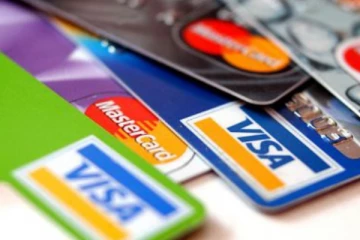 Creadit Card පොලිය ඉහළ දැමේ..! මෙරට බැංකු කිහිපයකින් ගත් විශේෂ තීරණය