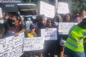 இலங்கை அரசுக்கெதிராக போராட்டத்தில் குதித்த நியூசிலாந்து வாழ்.இலங்கையர்கள்!