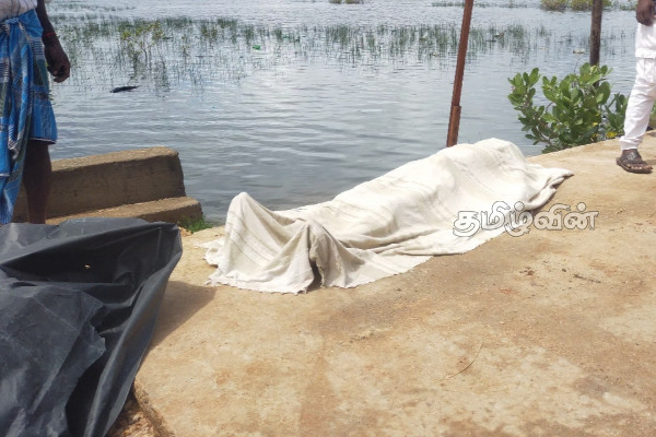 கிண்ணியா ஆலங்கேணி பகுதியில் ஆணொருவரின் சடலம் மீட்பு (Video) | Dead Body In Kinnia Alangeni Area