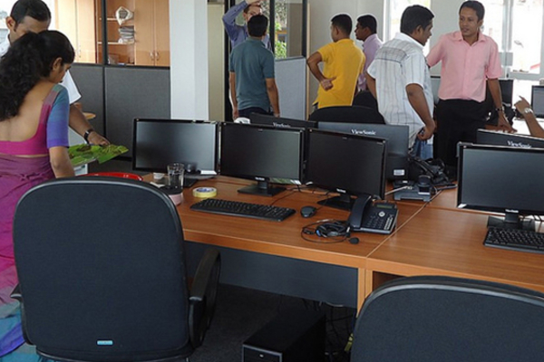 அரசாங்க ஊழியர்களின் சம்பள உயர்வு தொடர்பில் அரசாங்கத்தின் நிலைப்பாடு | Government Staffs Salary Increment