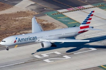 தரையிறங்கும் போது திடீரென குலுங்கிய விமானம்..., காயமடைந்த பயணிகள்