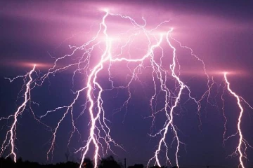 உலகின் மிகவும் நீளமான மின்னல் இது தான்