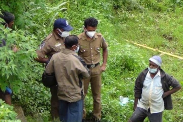மனைவிடன் நீராடச் சென்ற இளம் குடும்பஸ்தருக்கு நேர்ந்த சோகம்! சிலாபத்தில் சம்பவம்