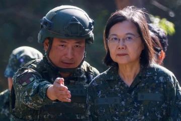 எதிரி நாட்டுக்கு அனுதாபம்: நிலநடுக்கத்தில் பாதிக்கப்பட்ட சீனாவுக்கு தைவான் உதவி