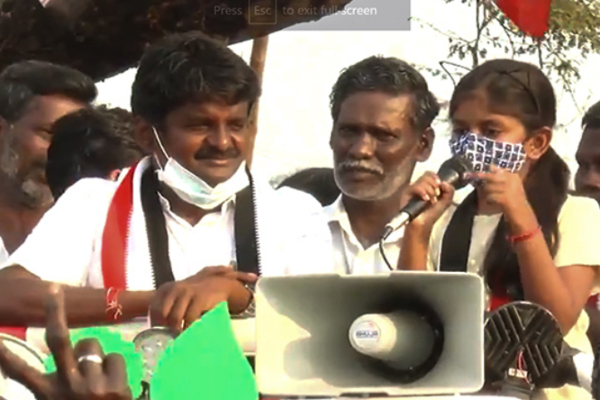 பிரச்சாரம் செய்ய மகளுக்கு தடை - நெருக்கடியில் சிக்கும் அமைச்சர் சி.விஜயபாஸ்கர்! | Daughter Banned Minister Vijayabaskar Crisis பிரச்சாரம் செய்ய மகளுக்கு தடை - நெருக்கடியில் சிக்கும் அமைச்சர் சி.விஜயபாஸ்கர்! | Daughter Banned Minister Vijayabaskar Crisis