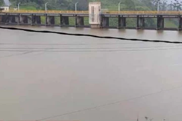 අධික වැසි නිසා ජලාශ පිරෙයි- මස්කෙළි ඔය දෙපස ජනතාවට හදිසි අවධානම් ඇඟවීමක්