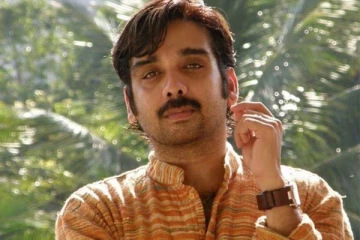 90களில் கொடிகட்டி பறந்த நடிகர் வினீத்... இவருக்கு இவ்வளவு பெரிய மகளா?