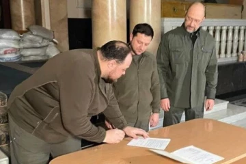 ஐரோப்பிய ஒன்றியத்தில் இணைய உக்ரைன் முறைப்படி கோரிக்கை! புகைப்படம் வைரல்