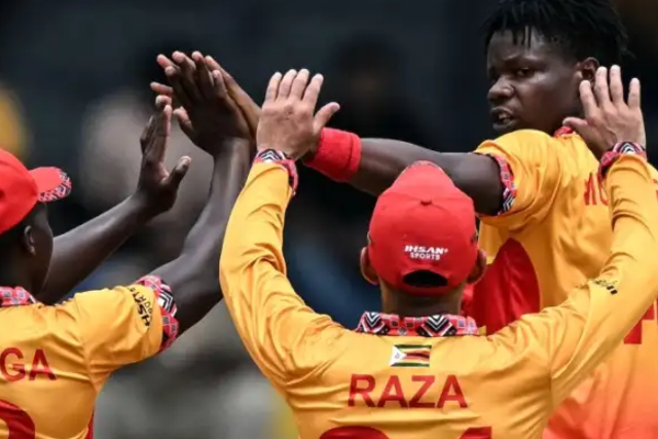 அவுஸ்திரேலியாவை வீழ்த்தி சிம்பாபே அபார வெற்றி! இலங்கை அணிக்கு பாரிய சிக்கல் | Zimbabwe Beats Australia In Stunning Win